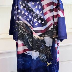 NWOT Flag and Eagle lightweight T-shirt